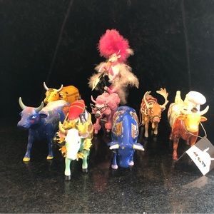 Cow Parade Figures 8